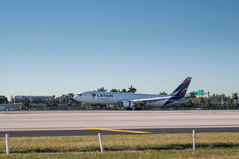 latam-broadcasts-third-weekly-frequency-on-the-miami-sao-jose-dos-campos-cargo-route-–-air-cargo-week