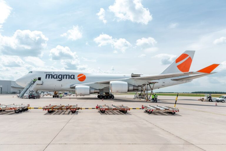 magma-aviation-signs-freighter-coping-with-contract-with-wfs-in-liege-–-air-cargo-week